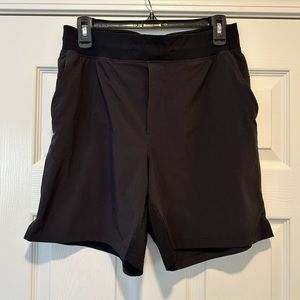 MEN’S LULULEMON PACEBREAKER BLACK SHORTS — SIZE LARGE